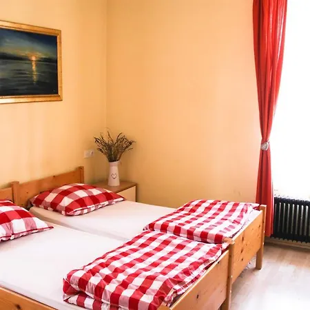 Apartma Old Murka Apartment *